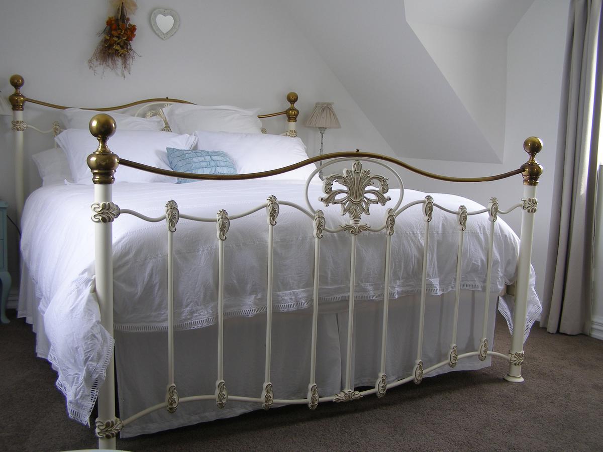 Ashley Villa Bnb Такака Екстер'єр фото